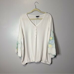 Liz Claiborne Woman White Blouse with Embroidered Sleeves – Size 0X